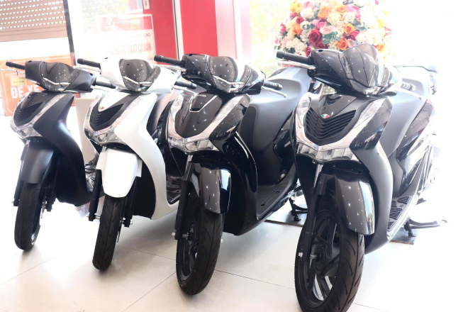 Giá xe Honda SH 125i 2021 bất ngờ giảm sốc đầu tháng 3: Cơ hội cực hot, khách Việt chốt đơn gấp! ảnh 3
