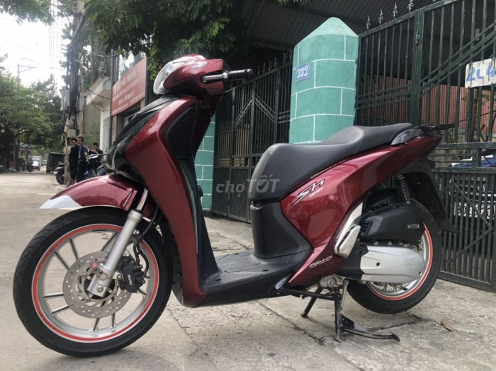 'Lụy tim' trước chiếc Honda SH 125i cực đẹp rao bán giá 48 triệu, thấp ngang Honda Air Blade mới ảnh 2