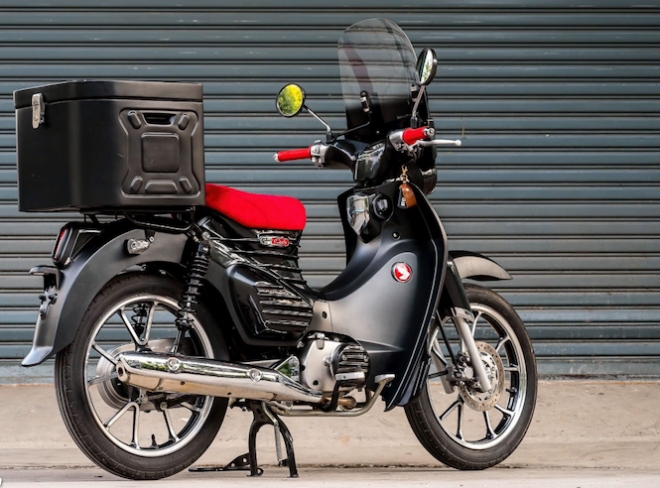 Phát sốt trước chiếc Honda Super Cub 125 chất lừ tại Việt Nam, báo ngoại mê mệt vì điều này! ảnh 1