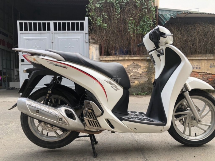 'Vua xe ga' Honda SH 125i bất ngờ rao bán giá chỉ 46 triệu, rẻ ngang Honda Air Blade mới ảnh 2