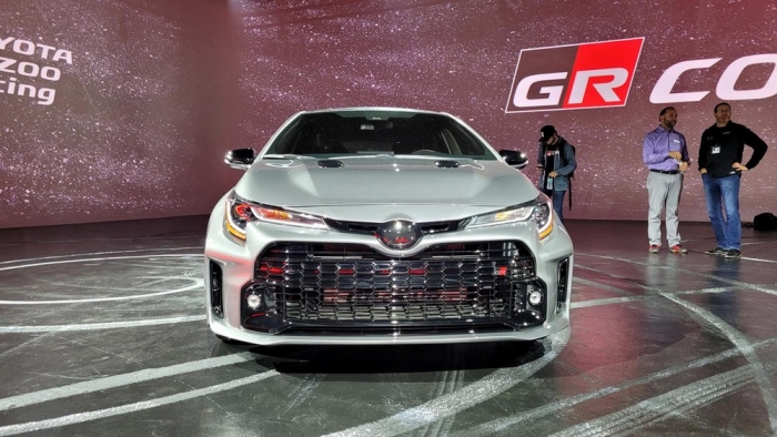 Cực phẩm Toyota GR Corolla 2023 lộ diện, quyết so kè Honda Civic Type R bằng thiết kế xuất sắc ảnh 2