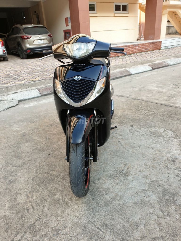 'Giật bắn mình' trước chiếc Honda SH 150i rao bán giá 26 triệu, rẻ hơn Honda Air Blade mới 30 triệu ảnh 2