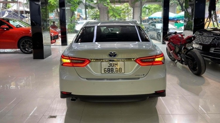 'Trố mắt' trước chiếc Toyota Camry thế hệ mới 2022 đang gây sốt dư luận với điểm có một không hai ảnh 2