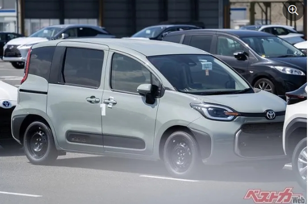 Mẫu MPV giá 333 triệu thế chỗ Toyota Veloz Cross chốt lịch ra mắt, thiết kế so kè Mitsubishi Xpander ảnh 4