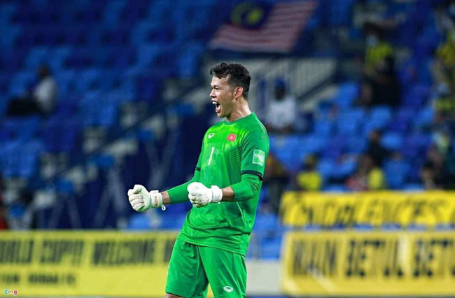 Thua 7 trận liên tiếp ở VL World Cup, HLV Park bất ngờ được gợi ý về thủ môn hay nhất ĐT Việt Nam