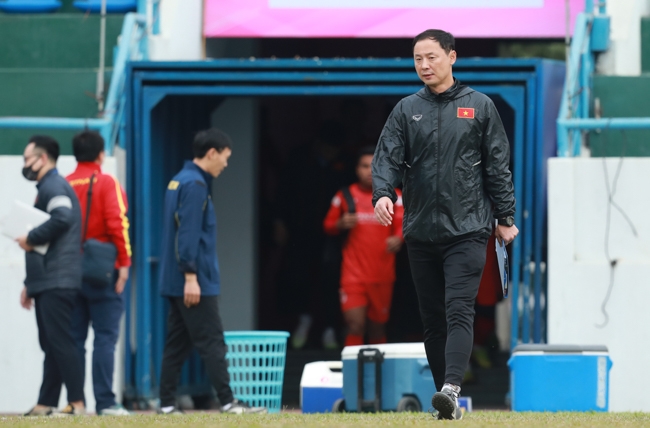 Trở về Hàn Quốc, người hùng của bóng đá Việt Nam bất ngờ tiết lộ về điều khiến HLV Park tiếc nuối