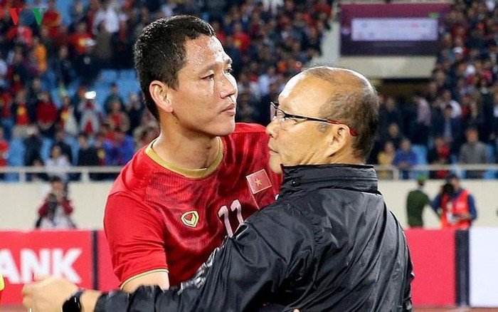 Tin HOT bóng đá hôm nay 27/4: ĐT Việt Nam sáng cửa dự World Cup, MU đàm phán với siêu hậu vệ La Liga