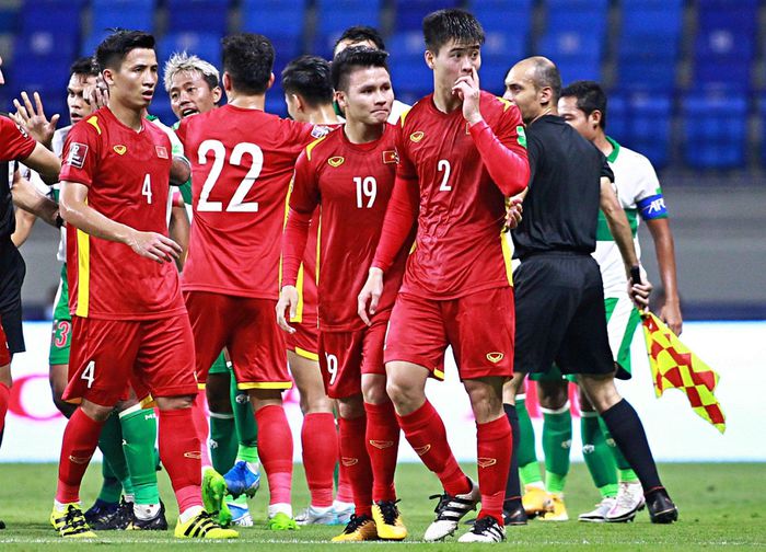 VL World Cup: 3 trụ cột ĐT Việt Nam bị FIFA cảnh cáo, nguy cơ vắng mặt ở trận quyết định vé đi tiếp