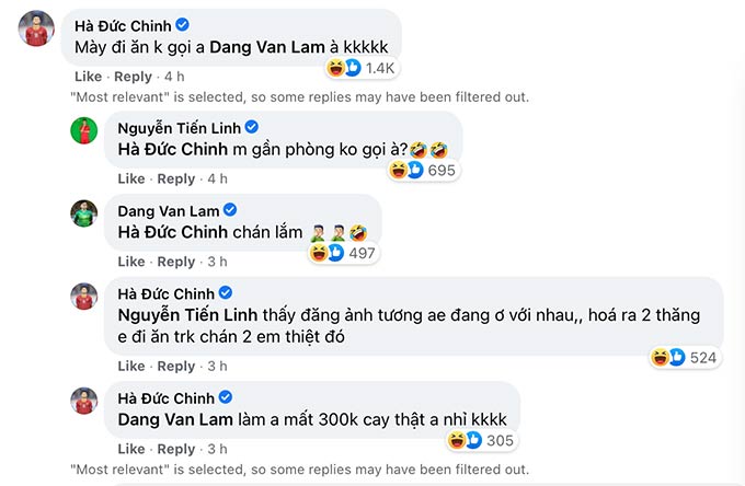 ĐT Việt Nam thư giãn trước đại chiến, Đặng Văn Lâm bị HLV Park phạt tiền vì lý do 'dở khóc dở cười'