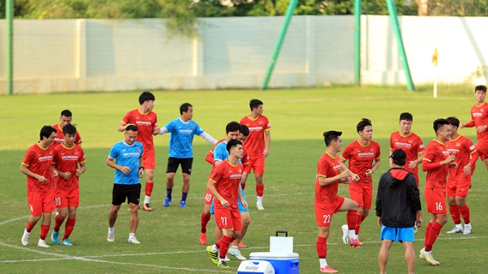 'Người hùng Thường Châu' báo tin vui, ĐT Việt Nam có hàng thủ tối ưu trước ngày chạm trán Trung Quốc