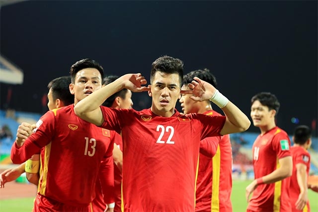 ĐT Việt Nam giành chiến thắng lịch sử ở VL World Cup, HLV Trung Quốc thừa nhận thầy Park quá cao tay