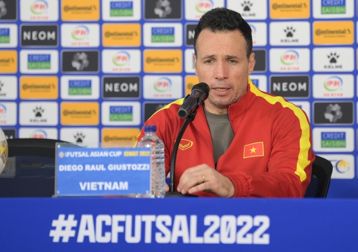 ĐT Việt Nam nguy cơ bị loại sớm, HLV Diego Giustozzi phản ứng bất ngờ sau kỷ lục ở VCK Futsal châu Á