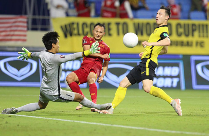 Ngôi sao từng dự Champions League lỡ cơ hội đối đầu ĐT Việt Nam ở AFF Cup