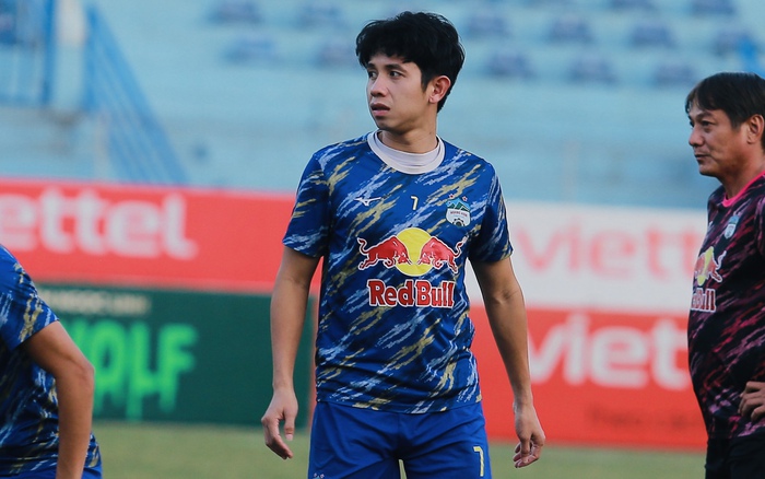 Chia tay HAGL sau V.League 2022, ngôi sao ĐT Việt Nam gia nhập kình địch của Hà Nội FC?