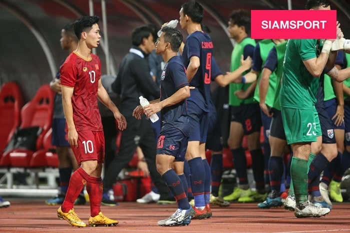 Tin nóng AFF Cup 13/1: Quang Hải được AFC vinh danh; HLV Park giúp ĐT Việt Nam 'át vía' Thái Lan