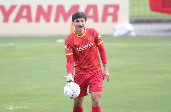 Chia tay đội bóng của bầu Hiển, hậu vệ số 1 ĐT Việt Nam lập kỷ lục V.League tại bến đỗ mới