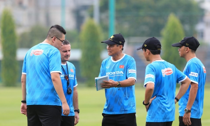 'Người hùng World Cup' tiết lộ kế hoạch chia tay ĐT Việt Nam, VFF ra quyết định khiến NHM bất ngờ