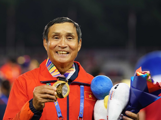 Thái Lan 'sảy chân' trước bán kết SEA Games 31, ĐT Việt Nam sáng cửa lập kỷ lục chưa từng có ở ĐNÁ