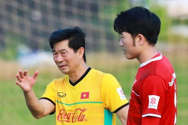 Gặp lại dàn sao ĐT Việt Nam, 'người hùng AFF Cup' tiết lộ khác biệt lớn ở lứa Công Phượng sau 3 năm