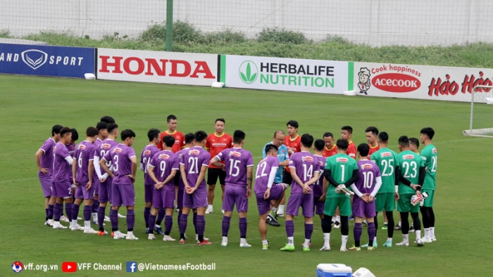 Quang Hải trở lại, HLV Park chốt kế hoạch đấu Dortmund và danh sách ĐT Việt Nam dự AFF Cup 2022
