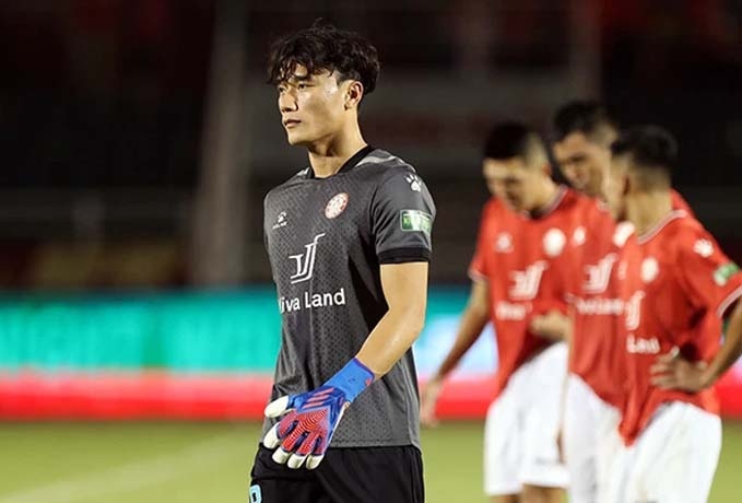 Tin bóng đá tối 16/7: Quang Hải nhận 'tối hậu thư' từ Pau FC; Sao hết thời ĐT Việt Nam gây thất vọng
