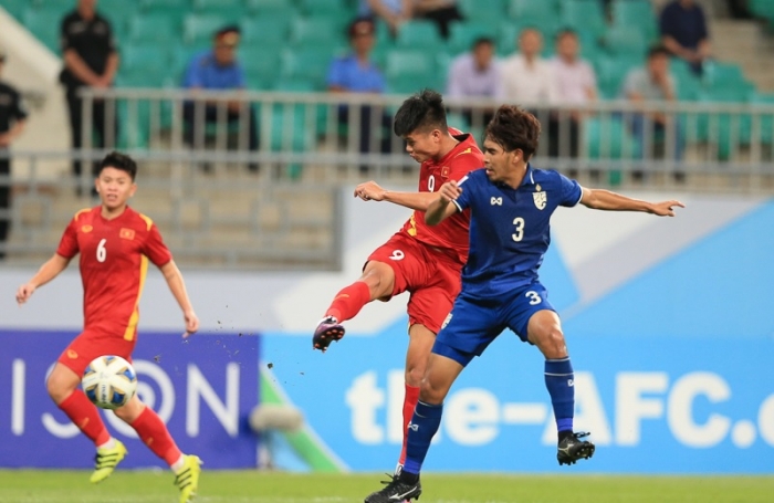 U23 Việt Nam tạo địa chấn ở VCK U23 châu Á 2022, đàn em Quang Hải bất ngờ nhận vinh dự lớn từ AFC