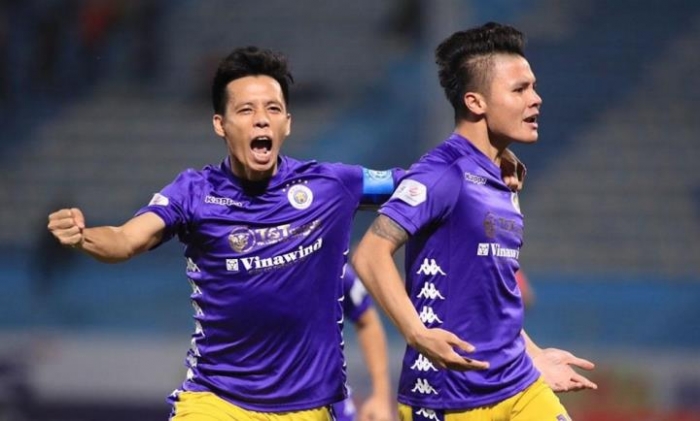 Vượt mặt HAGL trên BXH V.League, thủ quân Hà Nội FC nói điều bất ngờ về ngôi sao thay thế Quang Hải