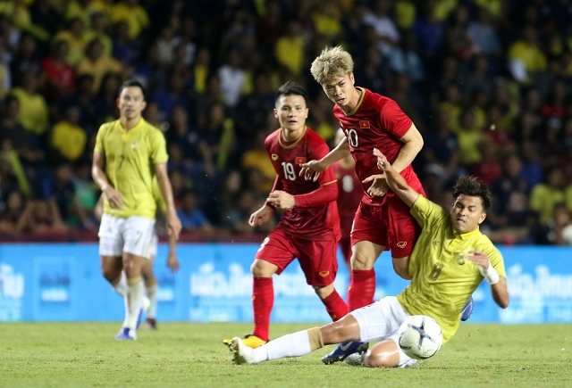 Tin bóng đá tối 22/8: Quang Hải lập 'siêu kỳ tích' tại Ligue 2; ĐT Việt Nam bất ngờ được AFF ưu ái