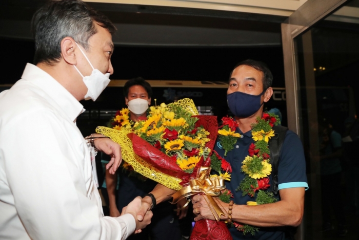 Tin bóng đá tối 22/7: Pau FC 'lãi to' nhờ Quang Hải; ĐT Việt Nam hưởng lợi sau 'phán quyết' của FIFA