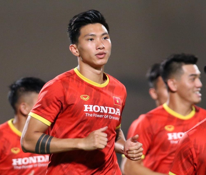 Tin bóng đá tối 18/8: VFF ra quyết định lịch sử; Quang Hải sáng cửa lập kỷ lục chưa từng có ở Pau FC