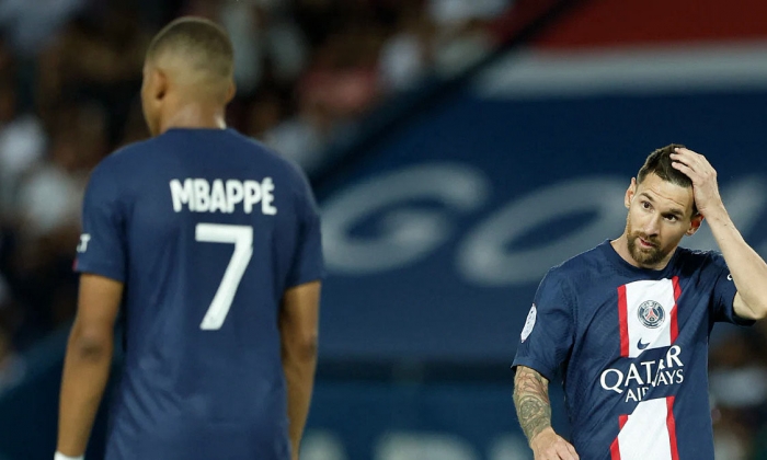 Trực tiếp bóng đá PSG vs Lille 1h45 ngày 22/8: Mbappe công khai 'đuổi cổ' Messi, PSG khủng hoảng?