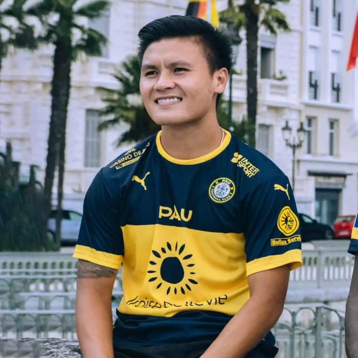 Tin bóng đá Việt Nam 13/8: Quang Hải được Pau FC trao 'cơ hội vàng'; Đoàn Văn Hậu khiến NHM xúc động