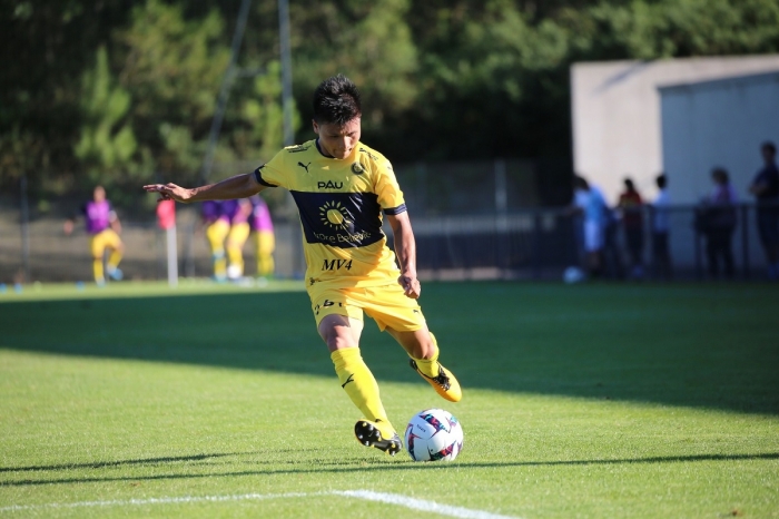 Thần đồng Thái Lan vỡ mộng tại châu Âu, Quang Hải 'trở lại mặt đất' sau khởi đầu khó tin cùng Pau FC