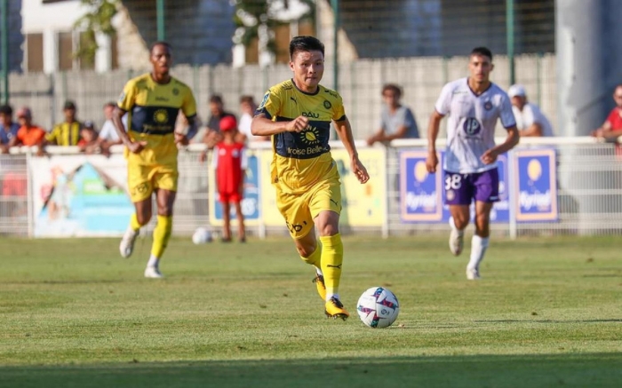 Lập kỷ lục trong ngày Pau FC thảm bại, Quang Hải bất ngờ nhận cảnh báo về cơ hội đá chính ở Ligue 2