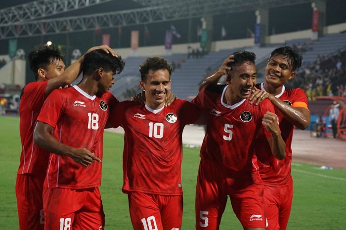 Nguy cơ bị loại sớm vì thua U23 Việt Nam, đồng hương HLV Park bất ngờ chỉ trích BTC SEA Games 31