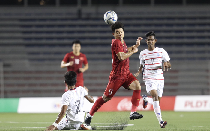 Tin nóng SEA Games 31 ngày 26/4: ĐT Việt Nam bổ sung gấp 4 tân binh; 'Văn Hậu mới' khiến NHM bất ngờ