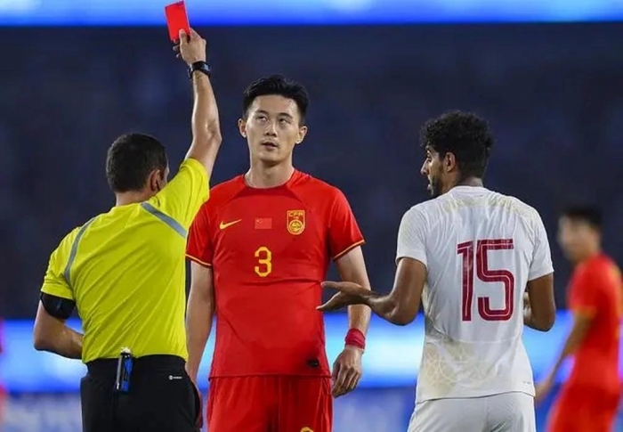 Tiến Linh đối diện án phạt nặng từ FIFA, ĐT Việt Nam có thay đổi lớn trước Vòng loại World Cup 2026?
