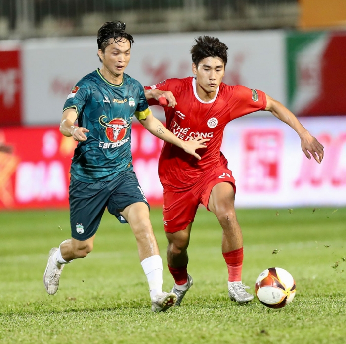 Kết quả bóng đá V.League hôm nay: Đặng Văn Lâm khẳng định vị thế; Tiền đạo số 1 ĐT Việt Nam rực sáng