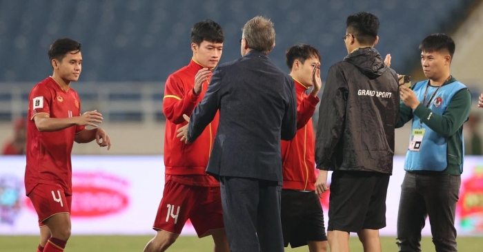 ĐT Việt Nam gặp 'vận đen' trước VCK Asian Cup, lộ diện ngôi sao đầu tiên bị HLV Troussier gạch tên