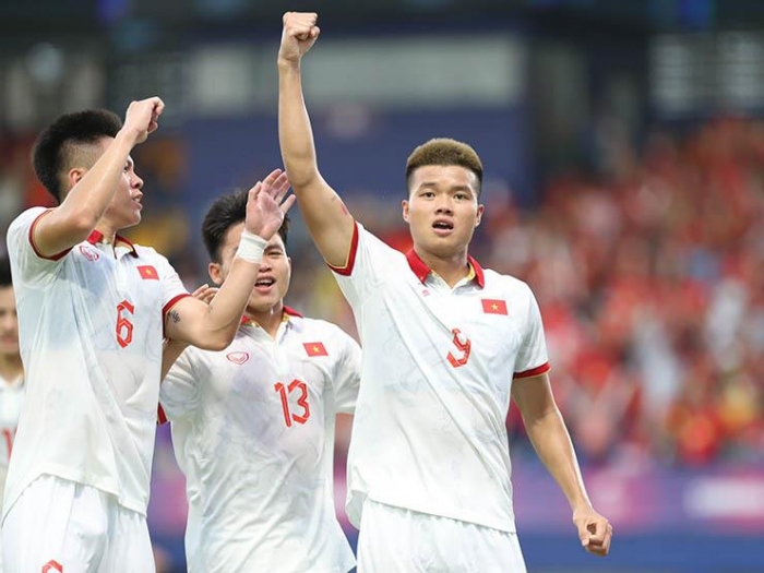 Bị U22 Việt Nam trên BXH SEA Games 32, báo Thái Lan có phản ứng bất ngờ trước trận 'chung kết sớm'