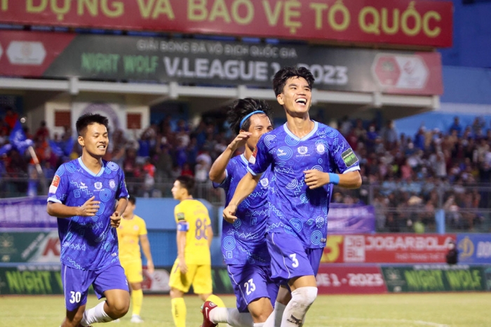 Trực tiếp bóng đá HAGL vs Khánh Hòa - Vòng 1 GĐ2 V.League 2023: HLV Kiatisak tạo bước ngoặt khó tin?