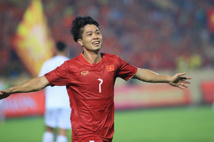 HLV Troussier chốt danh sách ĐT Việt Nam FIFA Days tháng 10: Công Phượng mất suất vào tay sao U23