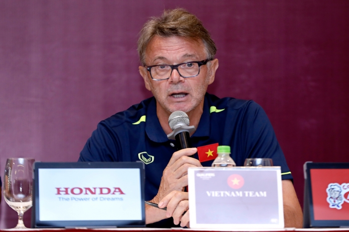 ĐT Việt Nam lộ điểm yếu trước Trung Quốc, HLV Troussier tuyên bố bất ngờ về mục tiêu World Cup 2026