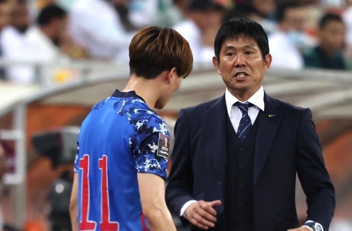 HLV Philippe Troussier gặp khó trước Asian Cup, HLV Nhật Bản nói thẳng về sức mạnh của ĐT Việt Nam