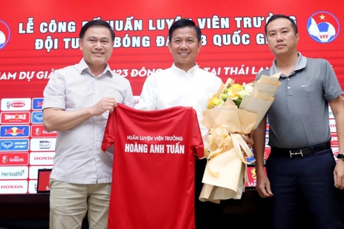 Nhận nhiệm vụ mới từ VFF, người thay thế HLV Troussier đi vào lịch sử bóng đá Việt Nam ở VCK châu Á