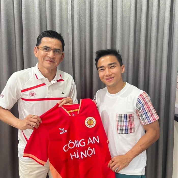 Trụ cột ĐT Thái Lan theo chân Kiatisak đến CLB CAHN, Quang Hải bất ngờ cập bến Thai League?