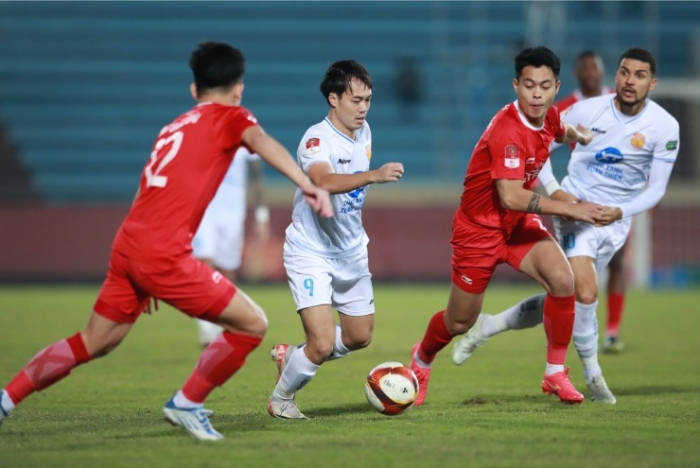 Bảng xếp hạng V.League 2023/24 mới nhất: Tuấn Anh lập kỷ lục ở TX Nam Định; Quang Hải lu mờ trước cựu sao HAGL?