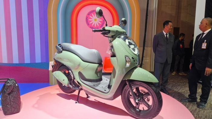 honda-scoopy-3