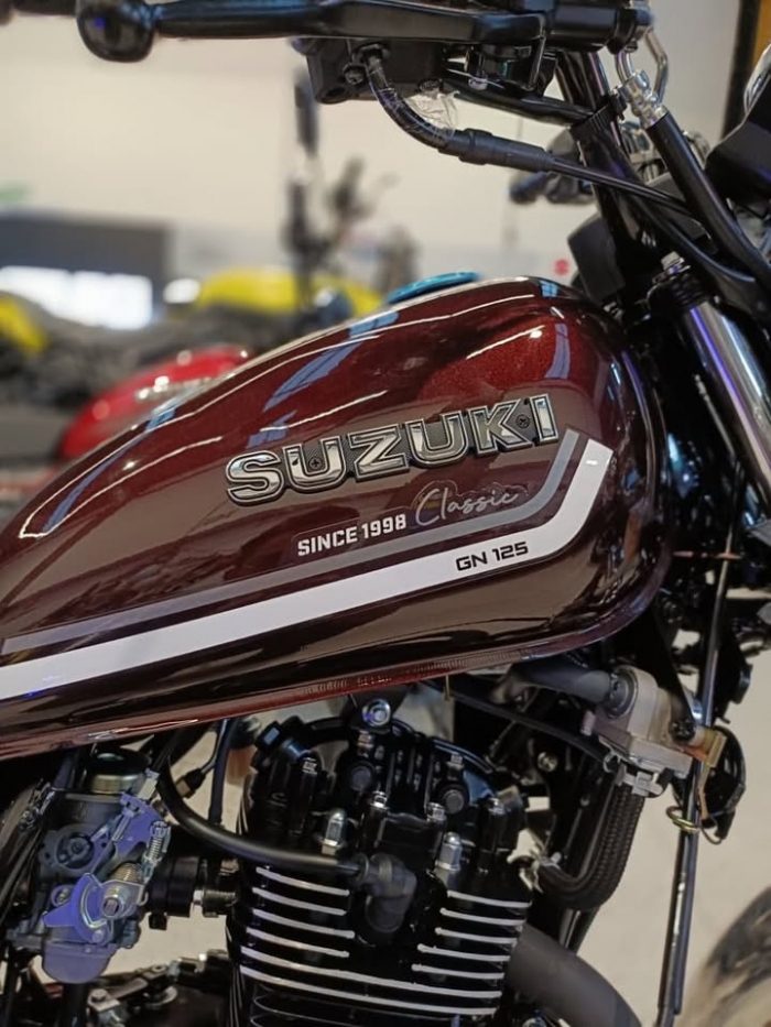 suzuki-gn125-7
