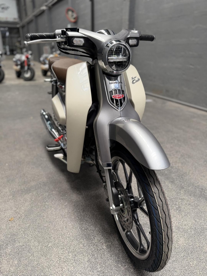 Honda-Super-Cub-C125-10